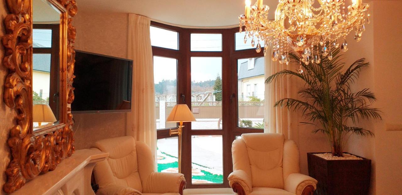Вилла Casa Victoria Garden Con Jacuzzi Y Piscina Кальдас-де-Рейес Экстерьер фото
